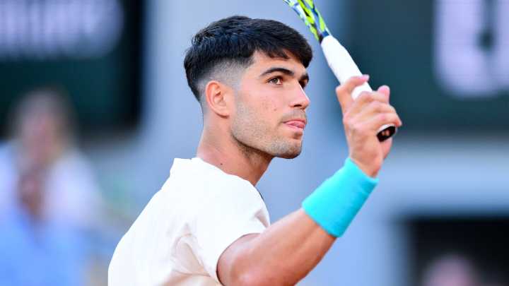 French Open: Carlos Alcaraz beats hurting Tommy Paul 6-0, 6