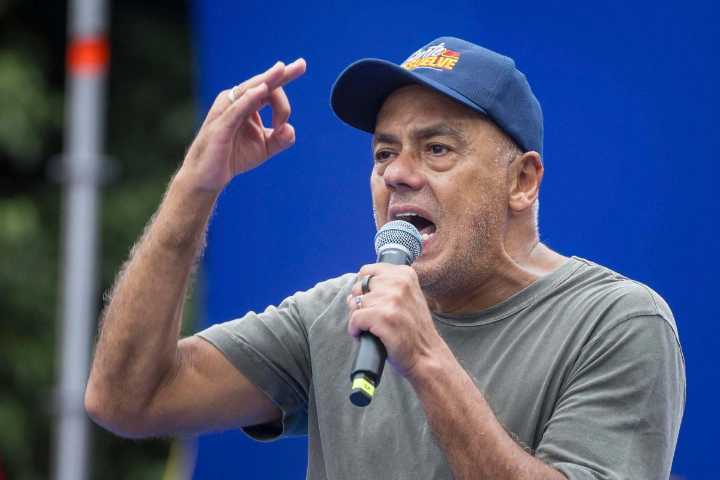Chavismo dice que recibirá con “brazos abiertos” a los migrantes tras elecciones fraudulentas