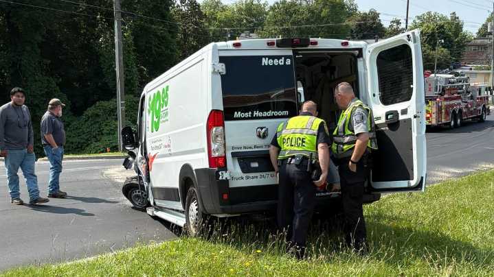 2 arrested after chase, crash involving U-Haul van in Asheboro: Police