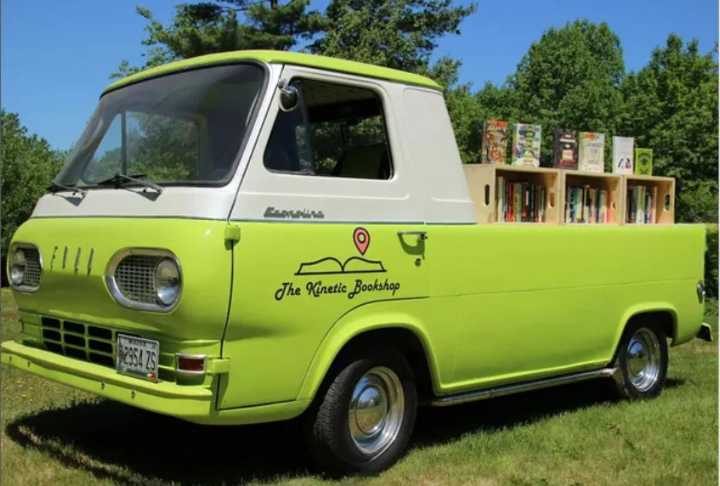This Mobile Bookstore is the Coolest Thing in Maine Since Lobster