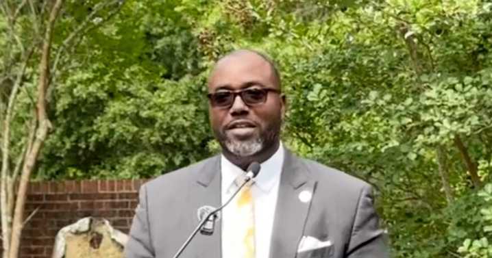 Mobile Councilman William Carroll announces re