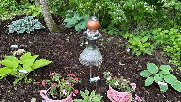 Garden Walks with Judy: A jaunt through the Millers' garden