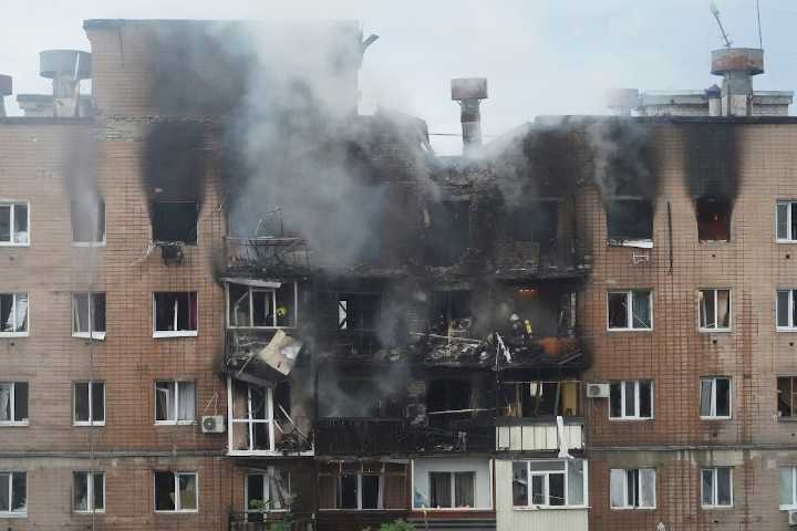 Russian aerial barrage targets Ukraine’s Kharkiv and kills at least 3, officials say
