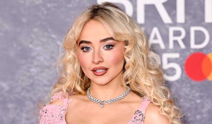 ‘Manchild’ Lyrics: Sabrina Carpenter’s Fans Think Song Is About Barry Keoghan, But ‘Mom’ Mention Makes That Unlikely | First Listen, Lyrics, Music, Sabrina Carpenter | Just Jared: Celebrity News and G