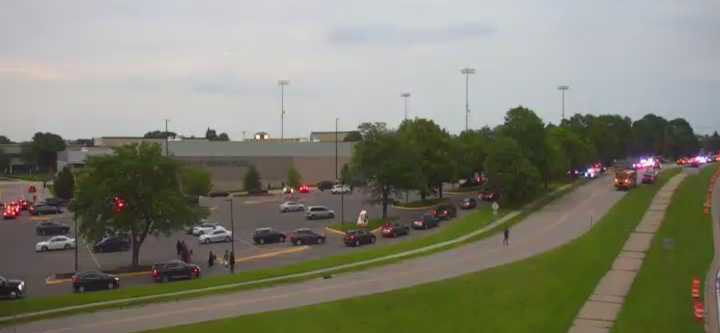 Heavy police response at Burnsville High School graduation