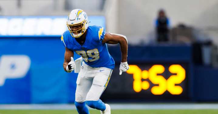 Steelers place TE Donald Parham on injured reserve