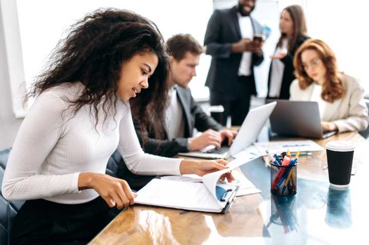 US News & World Report revela las mejores empresas para trabajar en 2025