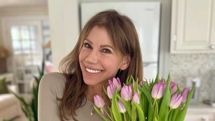 ‘Golden Bachelor’ Alum Theresa Nist Has Been on ‘Several’ Dates With 1 Man