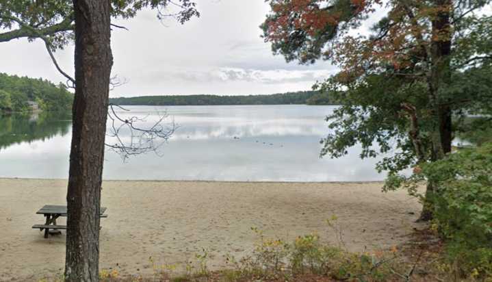 Firefighters rescue unconscious kayaker from Mass. pond
