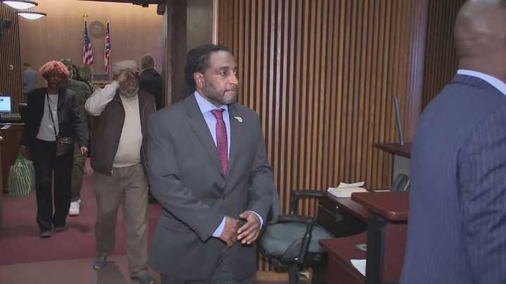 Sentencing of ex-East Cleveland mayor Brandon King, ex-Councilman Ernest Smith changed to hearing