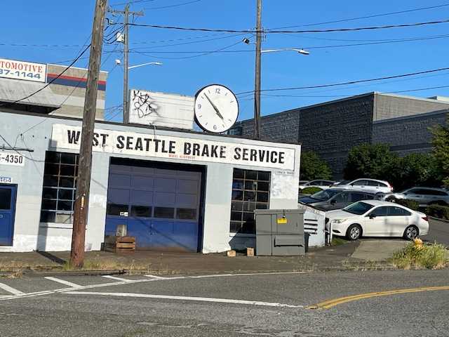 West Seattle Blog… | BIZNOTE: Why you’ll get West Seattle Autoworks if you try reaching West Seattle Brake Service