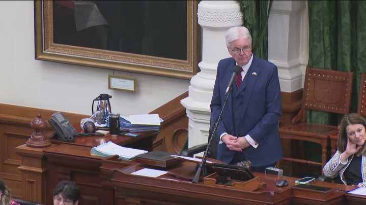 Texas House and Senate approve judge pay raises