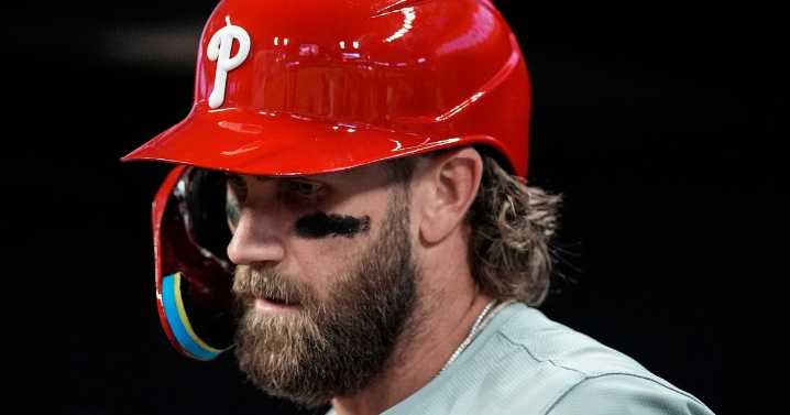 Phillies place Bryce Harper on 10-day injured list with wrist inflammation after missing Friday's game