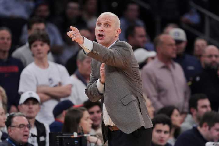 After being thwarted by UF, Hurley to Knicks? He’s invested in UConn roster