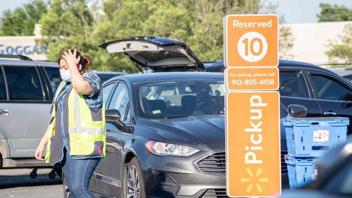 Walmart despide a empleados inmigrantes tras fallo de la Corte Suprema