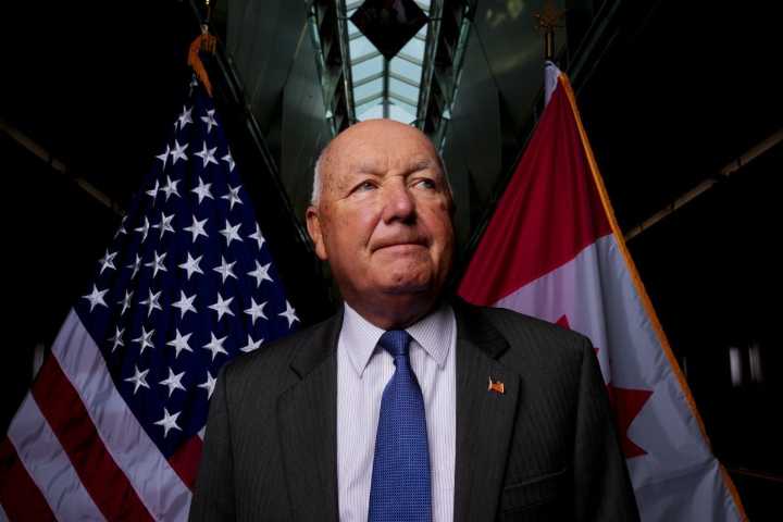 U.S. ambassador says Canadians facing device searches, detainment 'not a pattern'