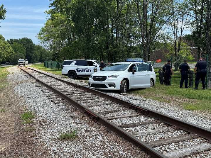 Wanted suspect arrested after pursuit ends near Amnicola Highway