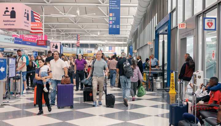 Chicago’s immigrant community ‘sad’ and ‘numb’ over Trump’s new travel ban