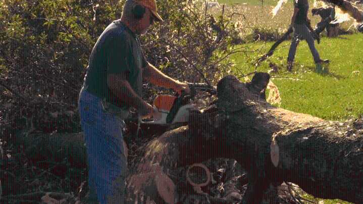 Sweetwater community continues to rally together with cleanup day after EF