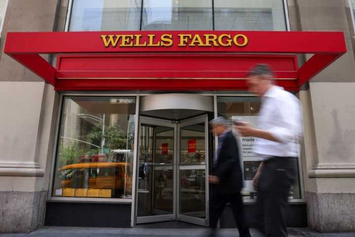 S&P Global ‘positive’ on Wells Fargo as regulatory burden lifts