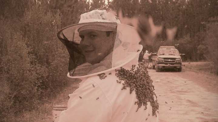 Beekeeper who was in Oregon crash Wednesday has died, police confirm