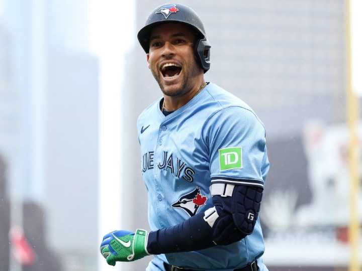 Springer's timely dinger sparks Blue Jays to another win