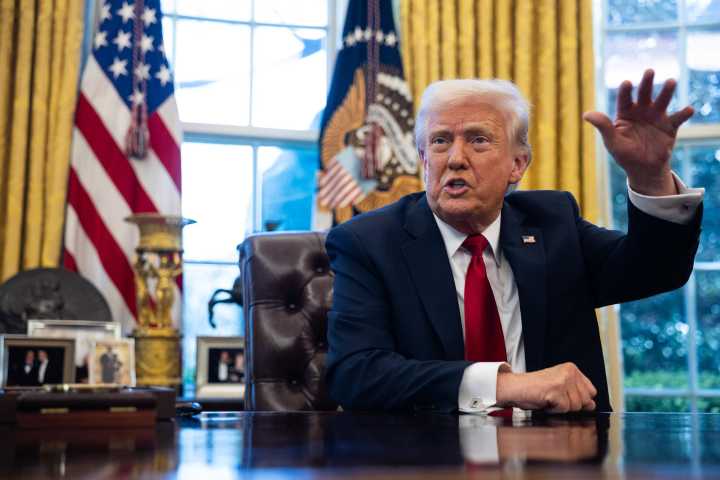 Trump carga contra el “desastre” de Powell frente a la Fed y pide que rebaje los tipos