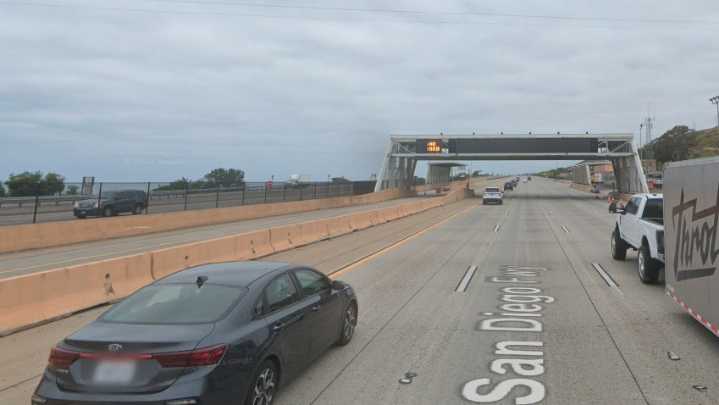 A short lane on the 5 Freeway saved motorists time — until closing after few used it