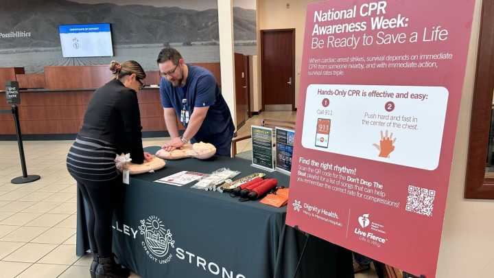 CPR in the bank: Calif. hospital brings CPR training to the community