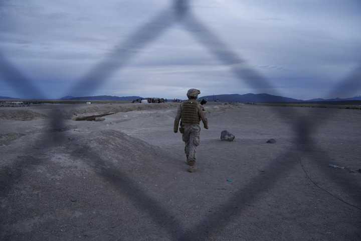 Absuelta la primera migrante juzgada por allanar una zona militar fronteriza de Texas