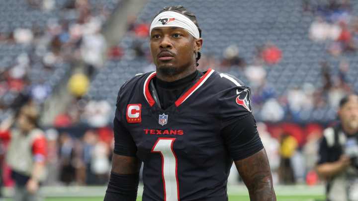 Patriots OC discusses Stefon Diggs' arrival at OTAs