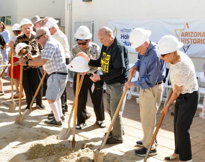 Jewish Holocaust survivors help break ground on Phoenix museum