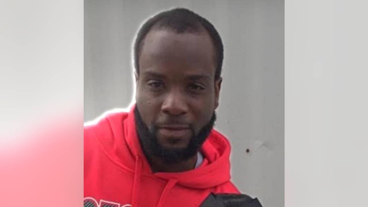 Manhunt underway for Quintavis Holt in Wilcox County double homicide