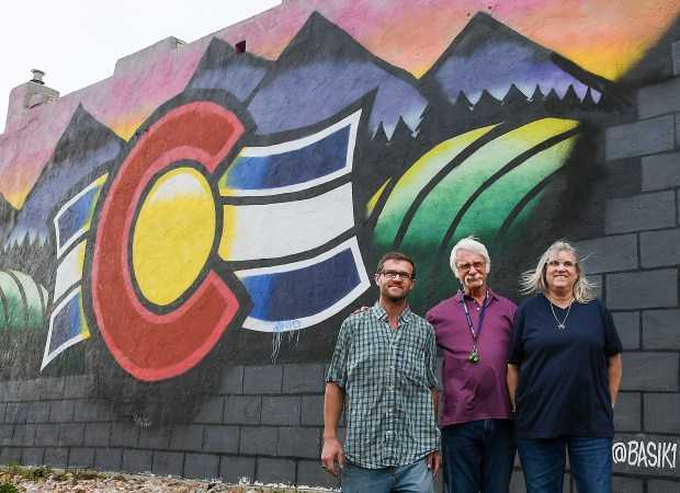 Nifty Thriftyz: New secondhand store in downtown Greeley offers unique finds