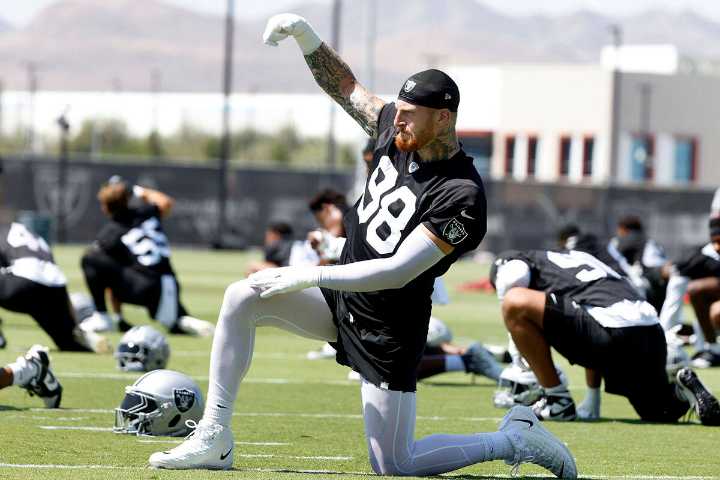 Raiders offensive line, defensive line could both be strong next season