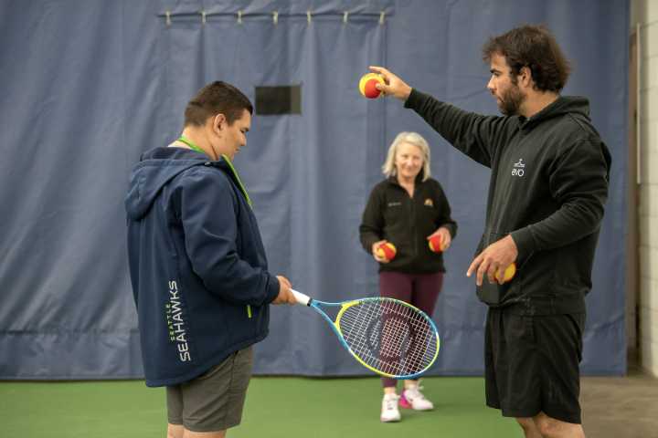 Vancouver Tennis Center serves up sport to blind and low