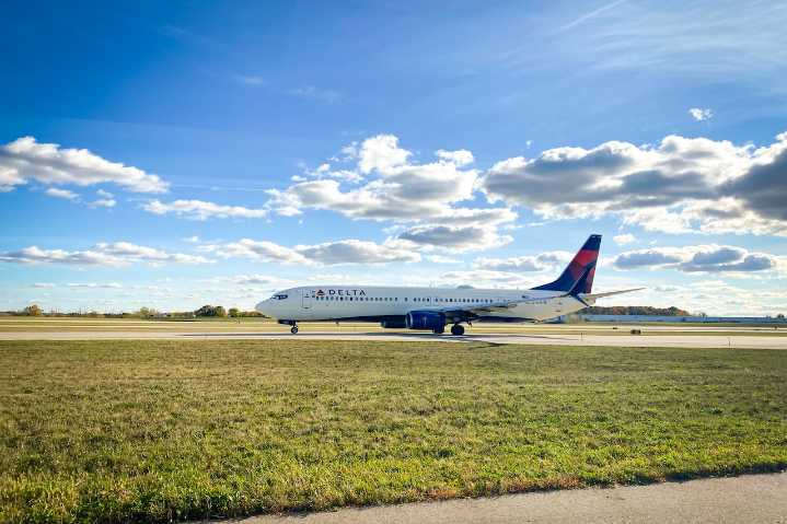 Grand Rapids airport offering nonstop flights to Lions away games