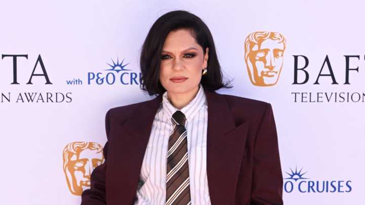 Jessie J Reveals Breast Cancer Diagnosis