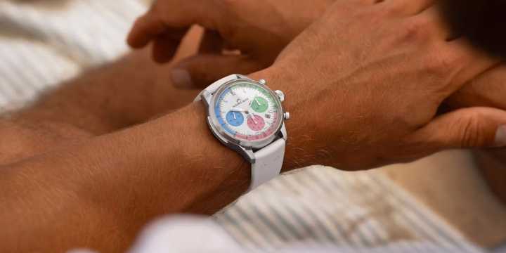 NORQAIN Freedom 60 Chrono Enjoy Life Edition Info
