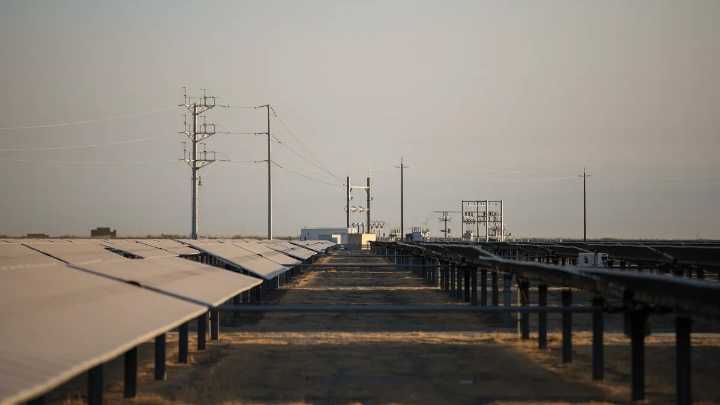 Were cuts in rooftop solar payments legal? California Supreme Court hears arguments