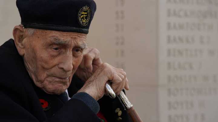 ‘We remember our friends who never came home’: Veterans commemorate D