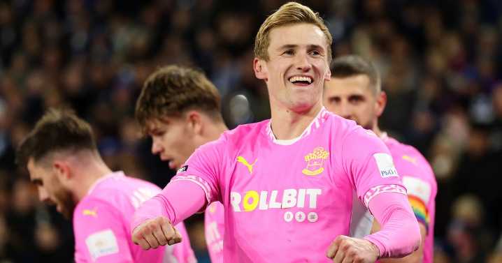 Flynn Downes 'wanted' by Rangers boss Russell Martin as mega Southampton price tag tests 49ers transfer resolve