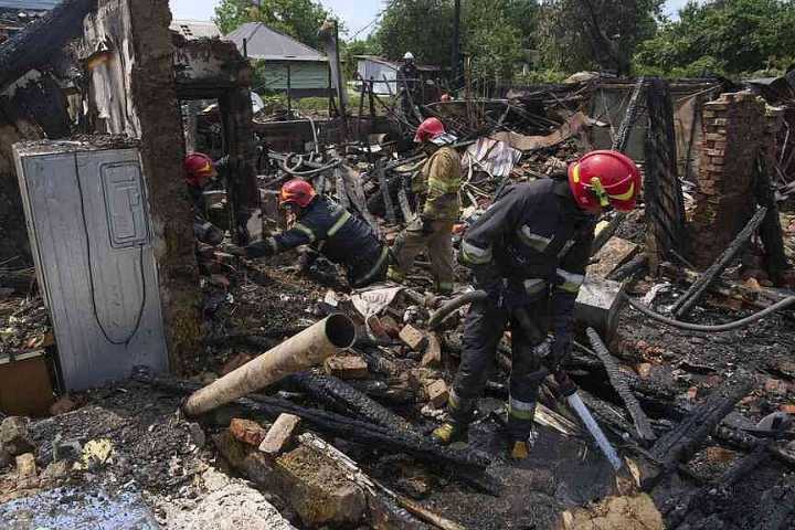 Russian drone strike devastates family