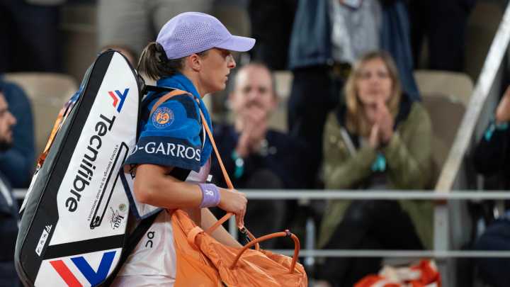 (In Images) Iga Swiatek Sends Three-Word Warning to Chair Umpire in an Ugly Roland Garros Spat
