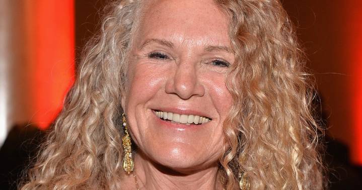 MAGA Gets Angry At Walmart After Billionaire Heiress Takes Out Full Page Ad