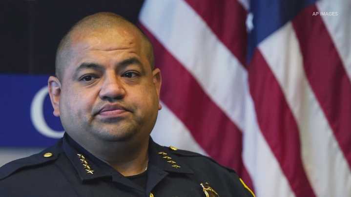 Documents shed light on investigation into ex-Chief Diaz's alleged affair