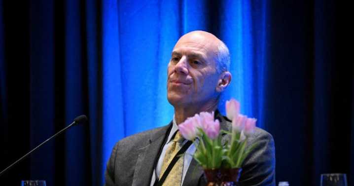 Un fallo del juez Boasberg ordena al Gobierno garantizar que los migrantes deportados a El Salvador impugnen su expulsión