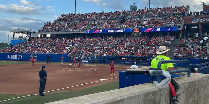 Texas wins national title with 10-4 win over Texas Tech