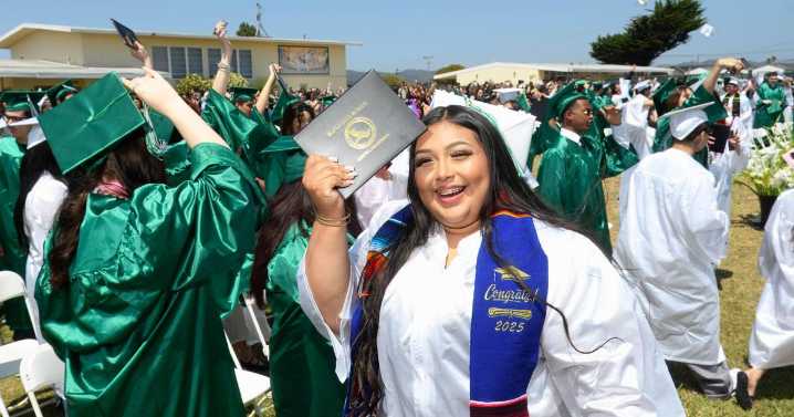 Maple High Class of 2025 celebrates perseverance: 'I've never felt more proud'