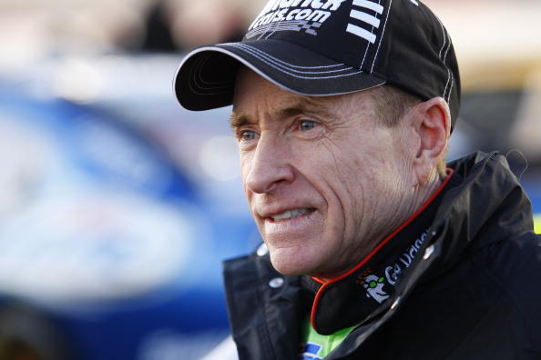 “I Would Never Have Left” – Mark Martin’s Humble Truth Obliterates Fan’s F1 Fantasy Mark Martin shuts down F1 fantasy with a succinct answer, clearly detailing where his loyalties lies in motorsports.